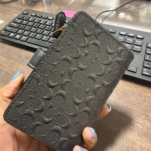 Coach Wallet - Picture 4 of 5